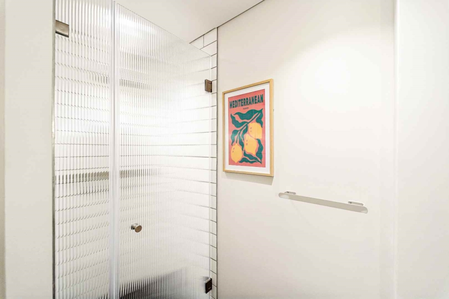 To Let 1 Bedroom Property for Rent in Sea Point Western Cape